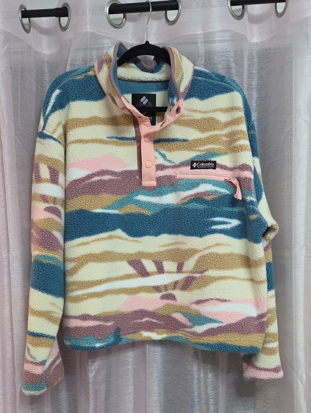 Columbia Multicolor Sherpa Pullover - Teal, Cream & Pink